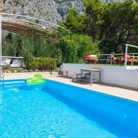 Ana In Makarska, Heated Pool Vila Makarská