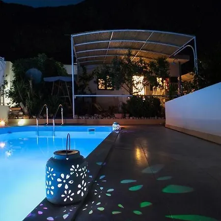 Ana In Makarska, Heated Pool 빌라 마카르스카